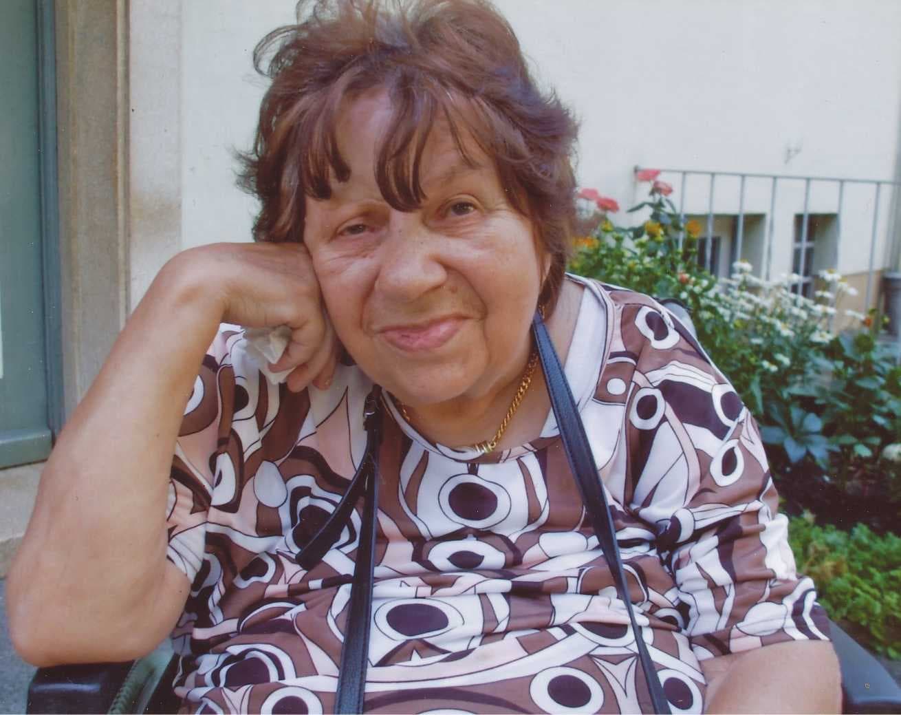 Frau Emmi Freitag