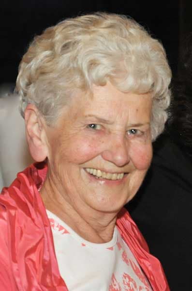 Frau Agathe Simmer