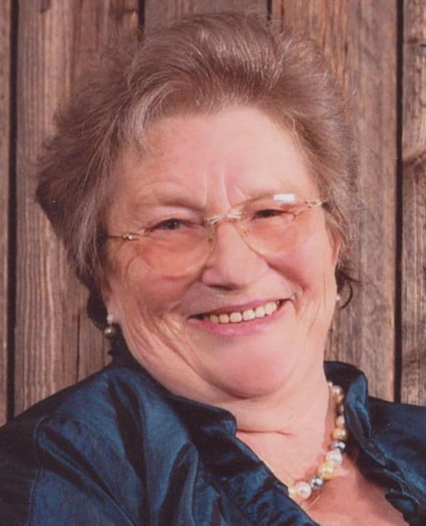 Frau Irene Lochmüller
