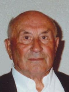 Herr Josef Bayer