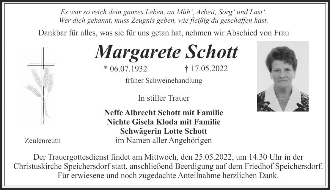 Frau Margarete Schott
